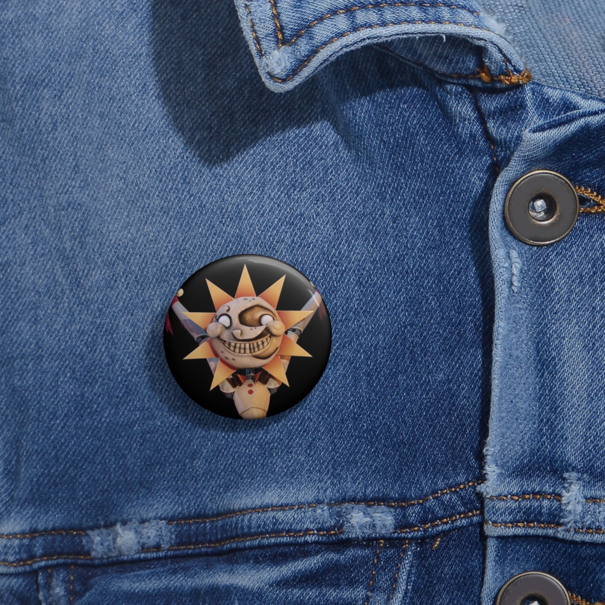 FNAF 5NAF Five Nights at Freddys Sun Security Breach Creepy Smiling Sun Pin Button | 1.25in Round Metal Button
