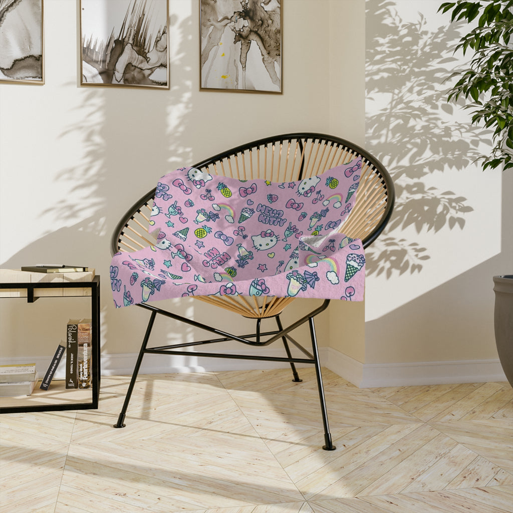 Hello Kitty Pattern Velveteen Blanket | Pink Kawaii Character Throw